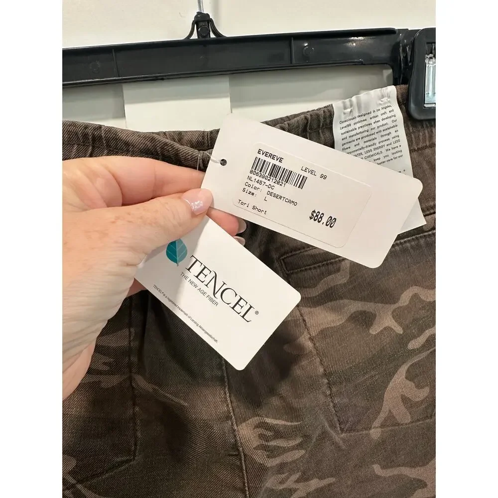 Level 99 Camouflage Brown Women's Shorts - Picture 5 of 6